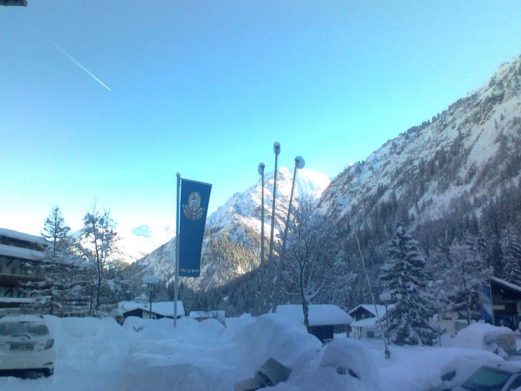 Alpenhotel Widderstein Миттелберг Экстерьер фото