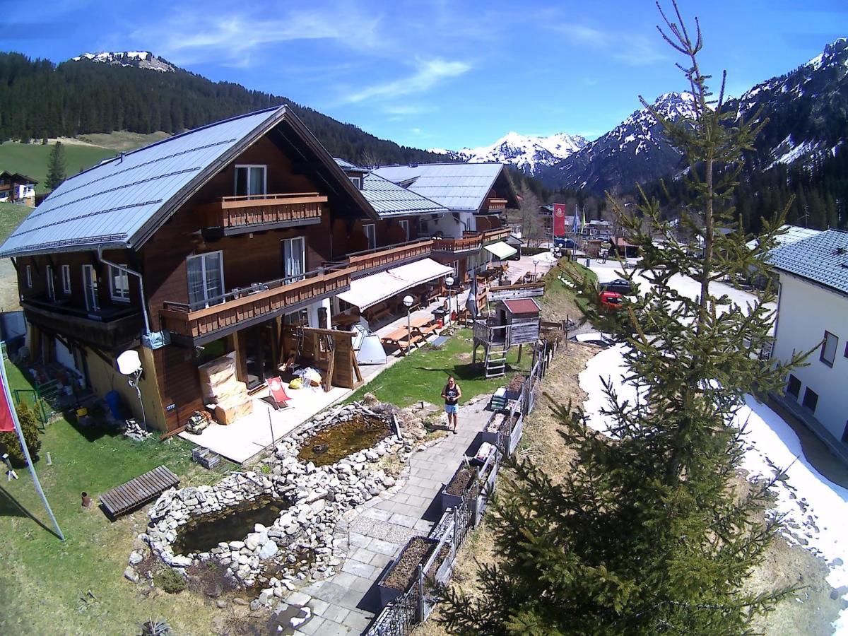 Alpenhotel Widderstein Миттелберг Экстерьер фото