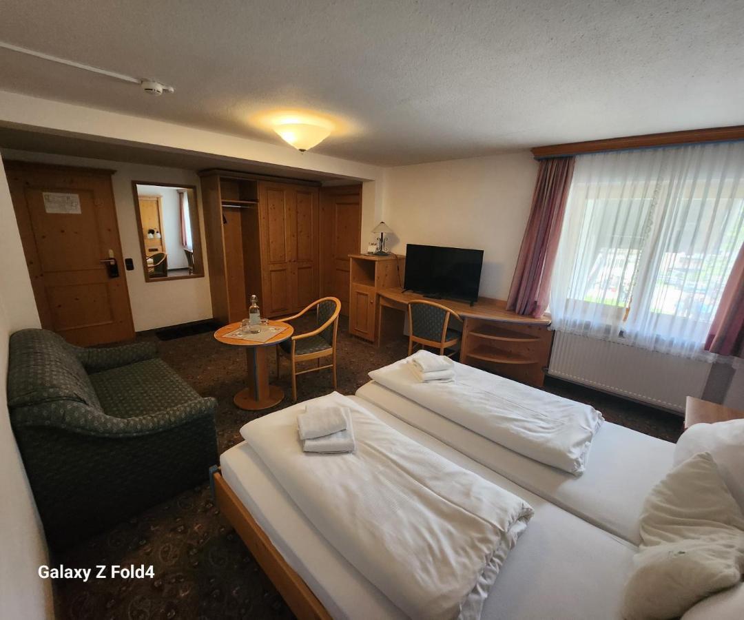 Alpenhotel Widderstein Миттелберг Экстерьер фото