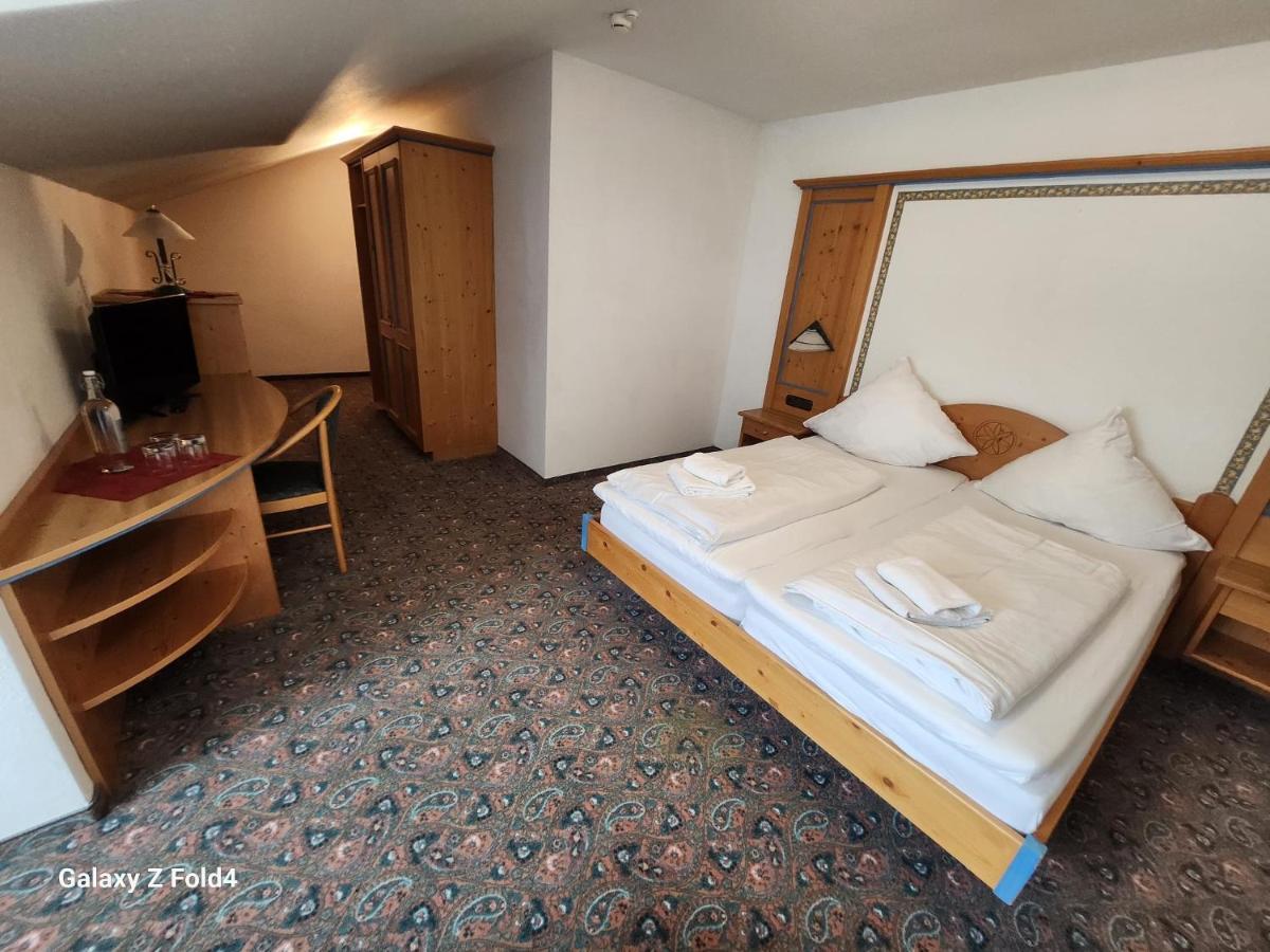 Alpenhotel Widderstein Миттелберг Экстерьер фото