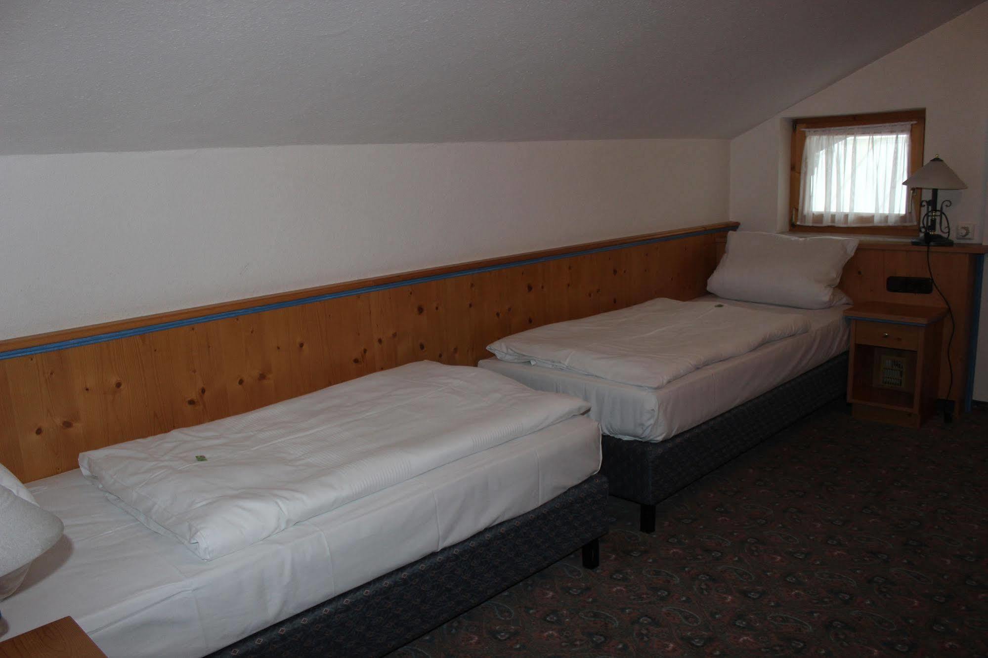 Alpenhotel Widderstein Миттелберг Экстерьер фото